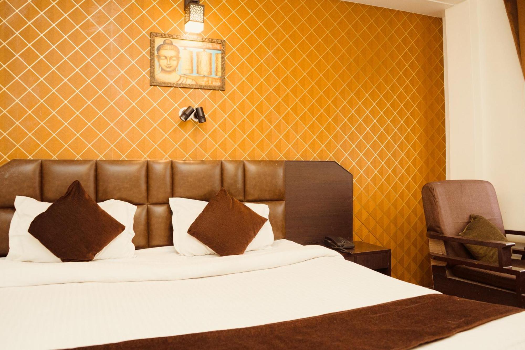Hotel Siddhi Vinayak Regency, Mg Marg Gangtok Exterior photo